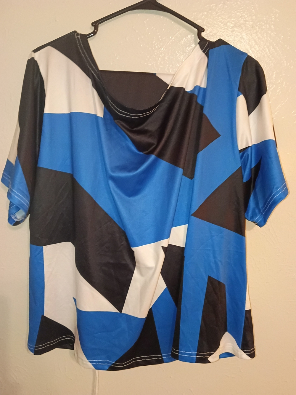 Bold Geometric Blue, Black & White Short Sleeve Top